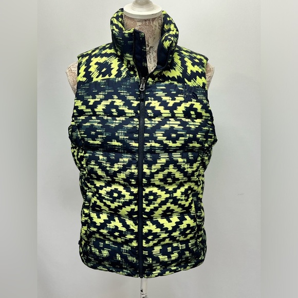THE NORTH FACE Women’s Navy and yellow NUPTSE 2 Puffer vest size M - Picture 9 of 14